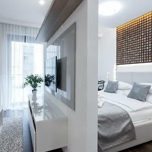 ga-luxury-apartments-wawrzynca-19-krakow.krakowhotelspoland.com/