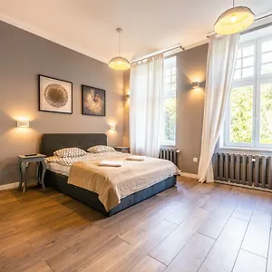 victus-apartamenty-apartament-rewa.gdanskhotel.org/